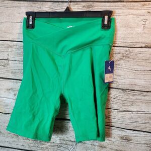 Lab Joy Green biker shorts Size Small NWT
